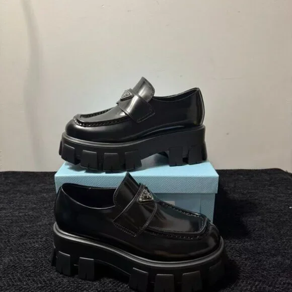 🖤 Prada Women Loafers (Black) 🖤 - Picture 4 of 4